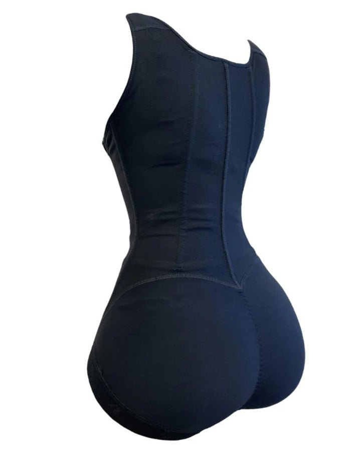 Bauchweg-Bodysuit mit Tanga und Stahlknochen-Muster