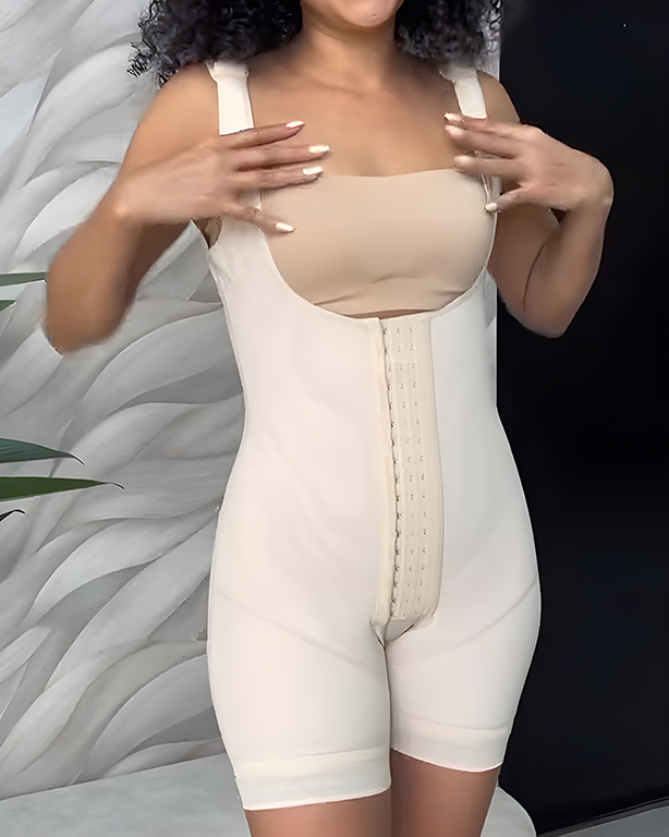 Shapewear-Body mit breiten Trägern