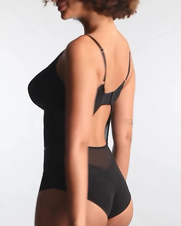 Figurformender Tanga-Bodysuit aus Netzstoff mit V-Ausschnitt