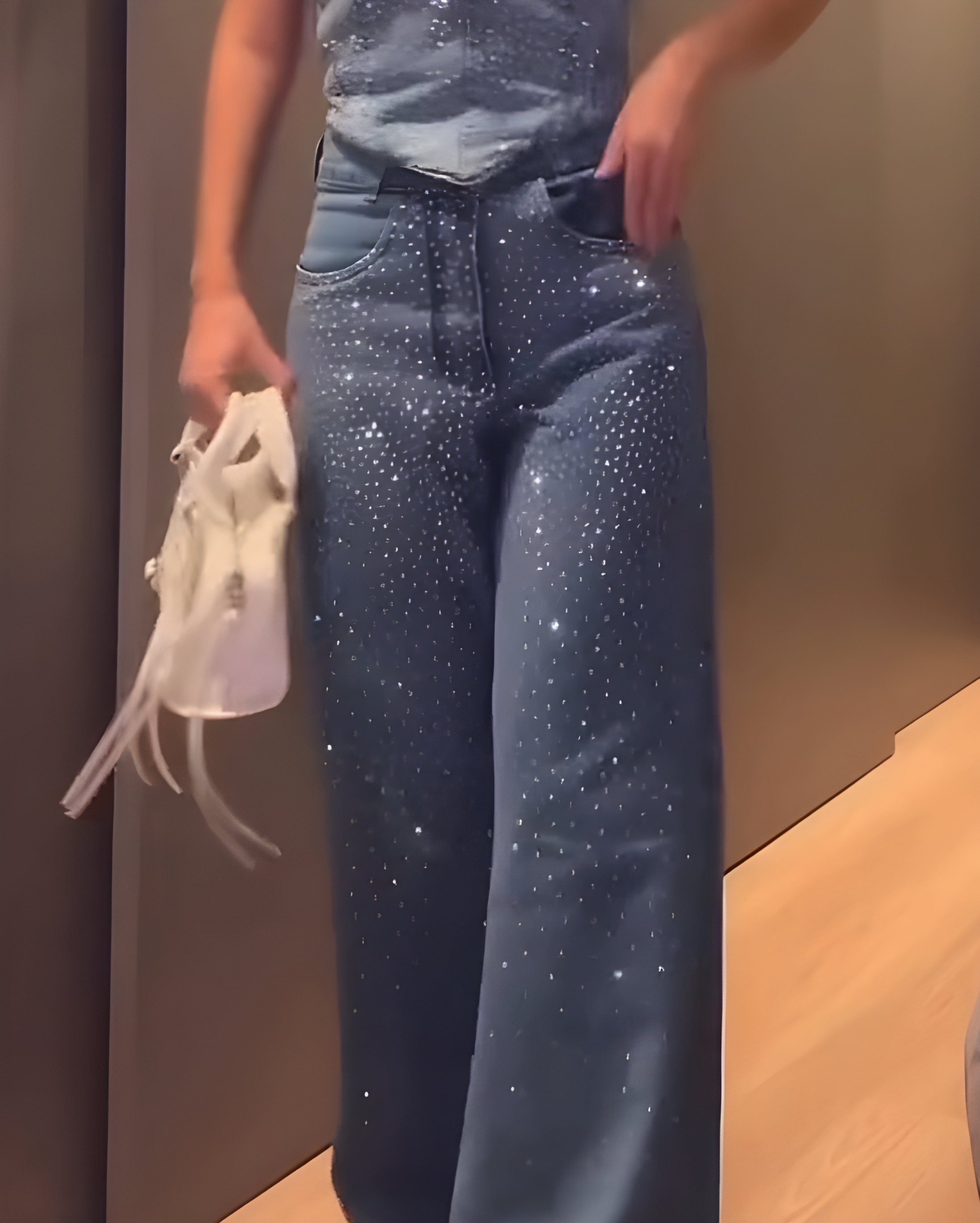 Pantalones de pierna ancha ajustados con diamantes de imitación