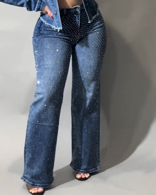 High Rise Jeans mit funkelnden Strasssteinen