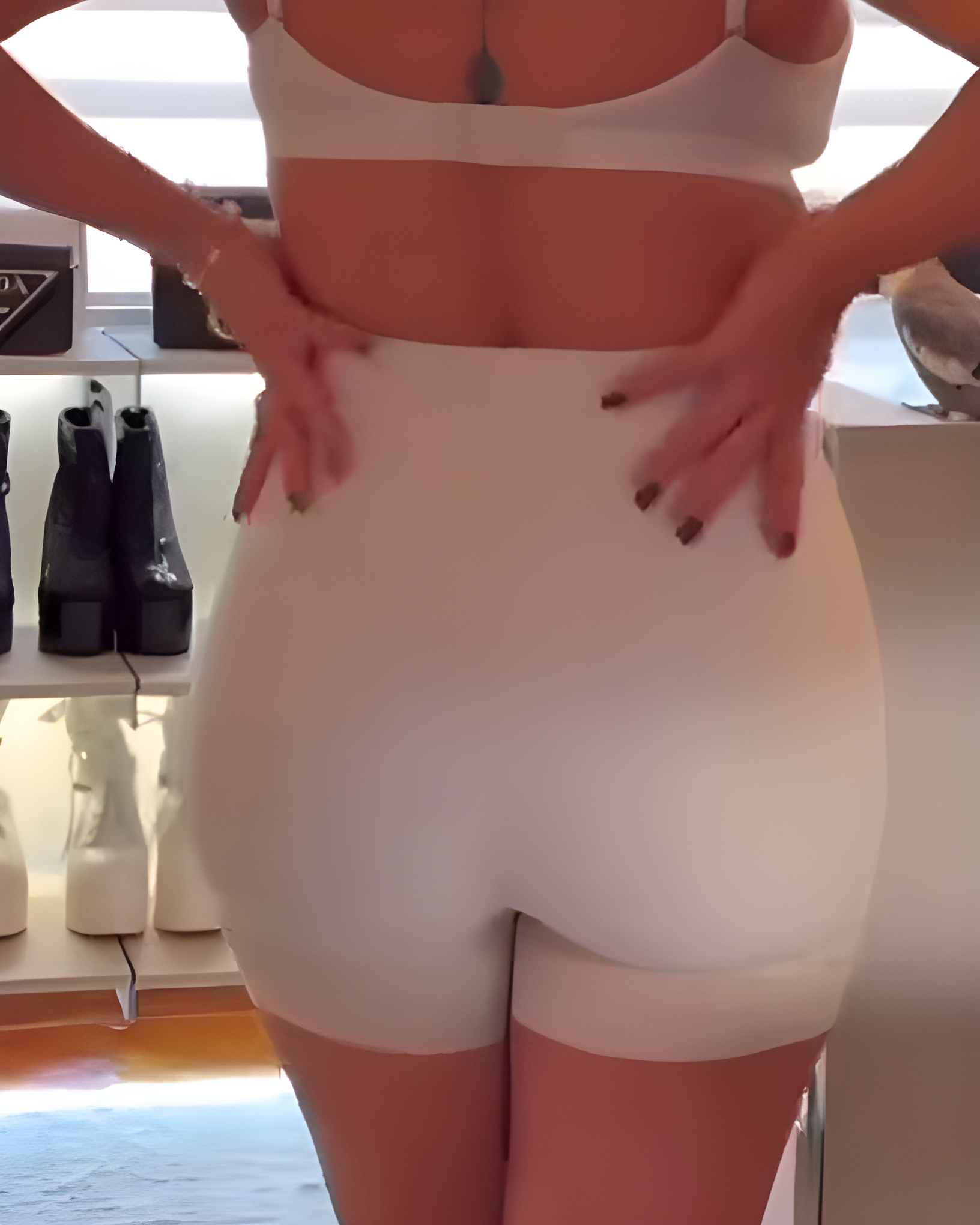 Women's Hip-Lifting Shorts